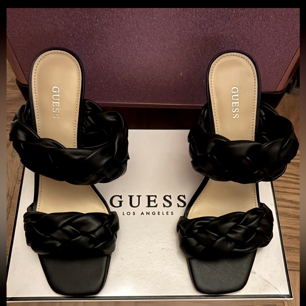 Guess-Black Braided, Kitten Heel-Shoes-Brand New in box-Size 9